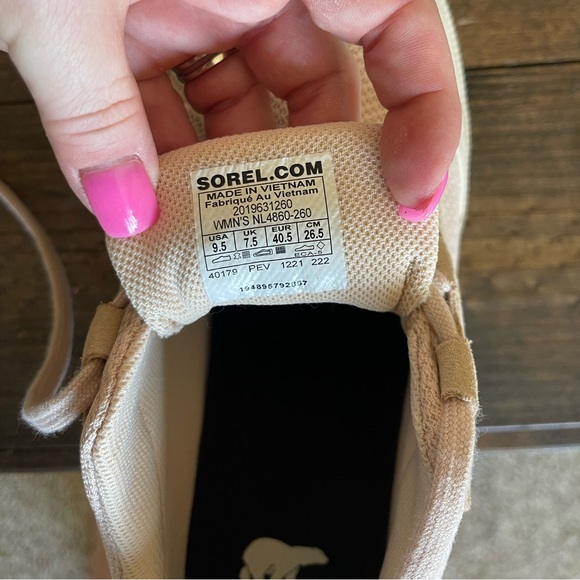 Sorel Out and About III low - Picture 2 of 3